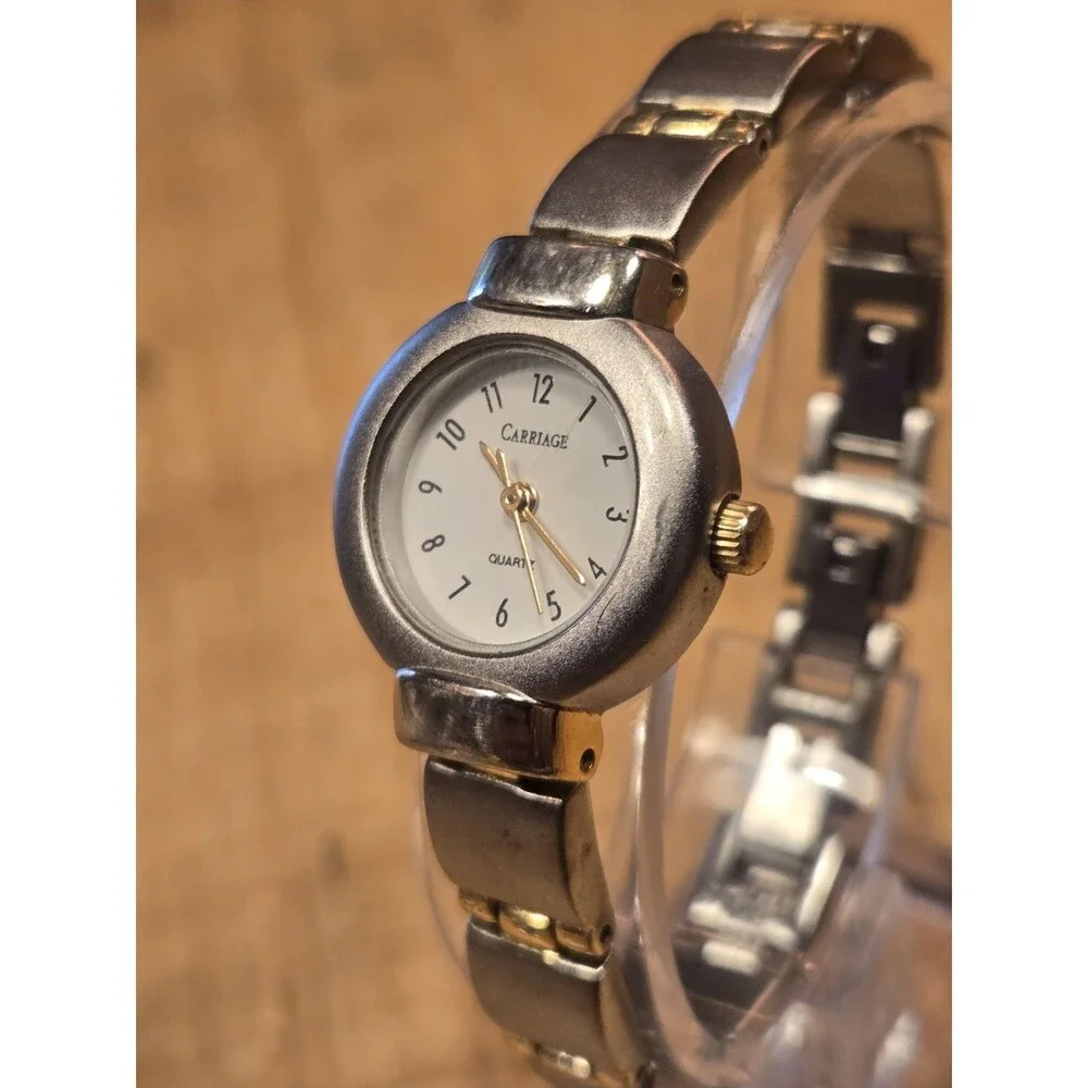 Carriage Round Stainless Steel Ladies' Analog Watch. New Battery. 6.5